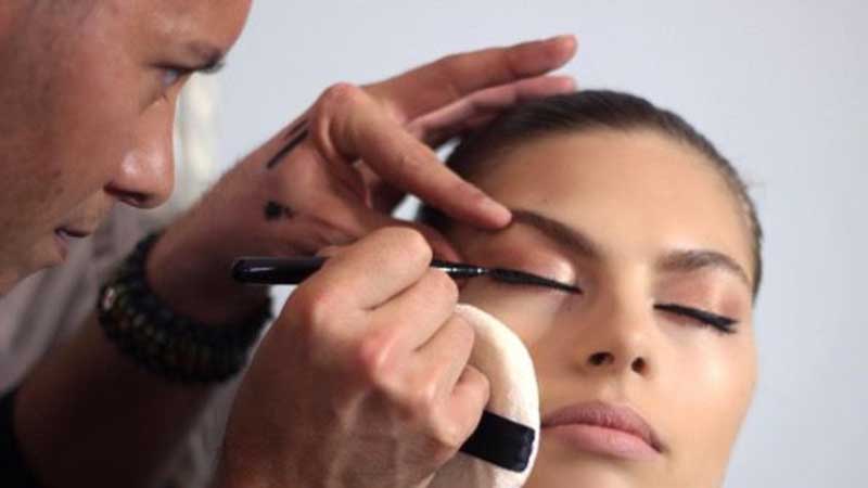 Expert Makeup Tips for When You Can't Make Up