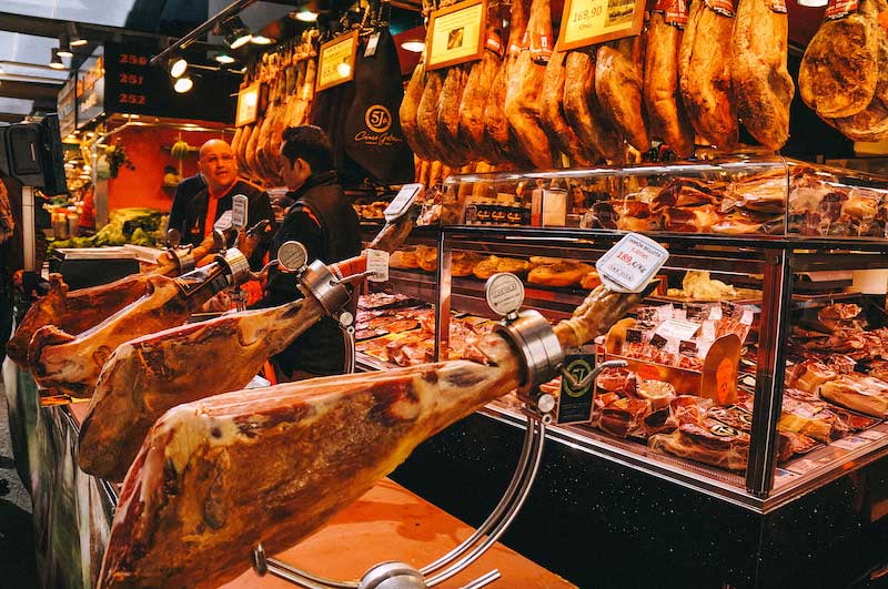 Exploring the Vibrant Mercat De La Boqueria