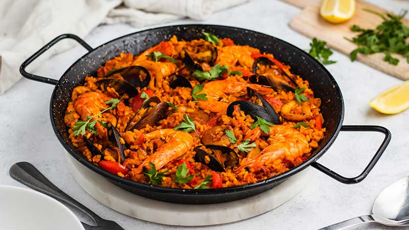 Step-by-Step Guide to Making Classic Paella